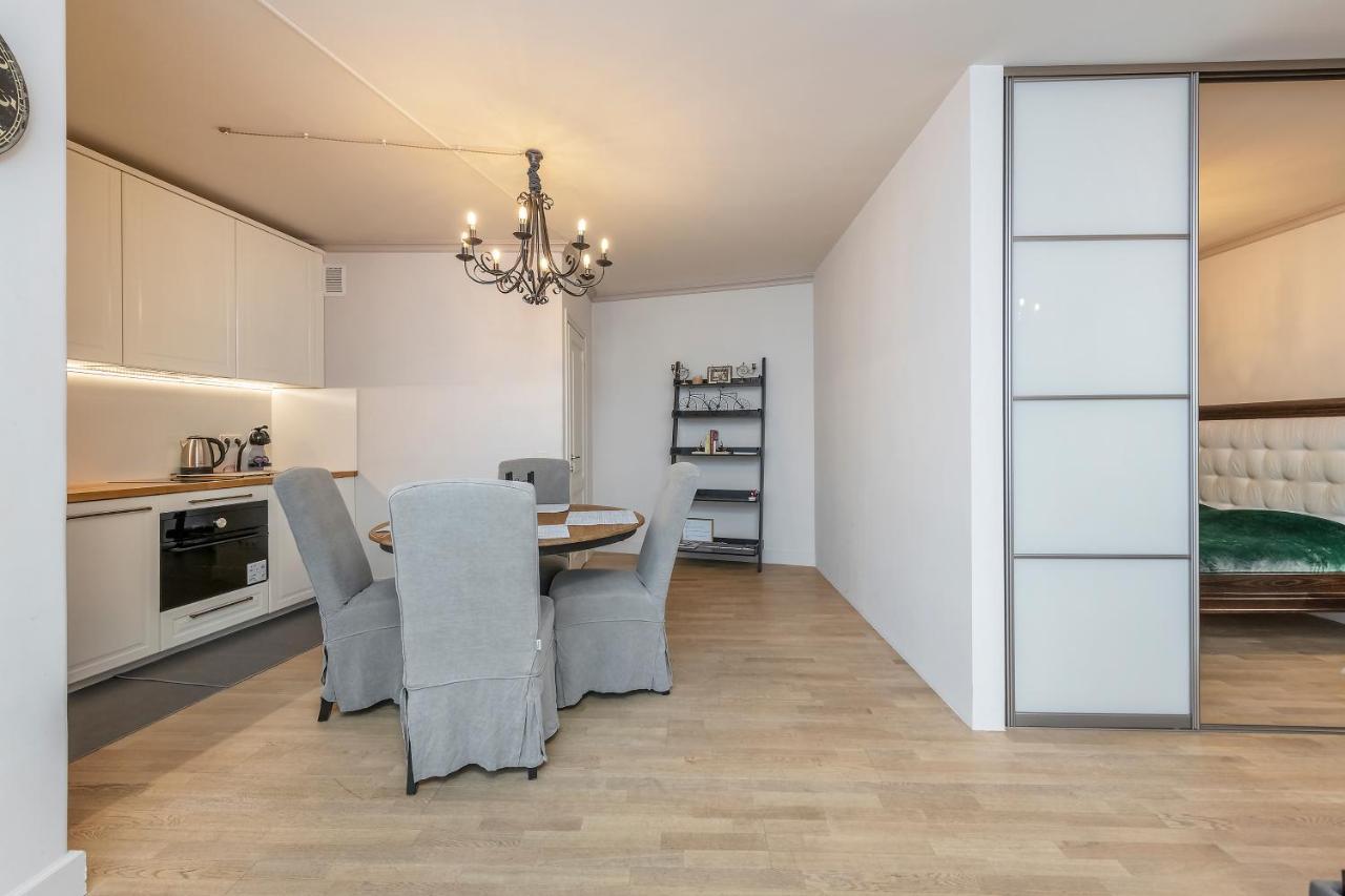 Luxury Gaono Apartments Vilnius Old Town I Self Check In I Free Private Parking ภายนอก รูปภาพ