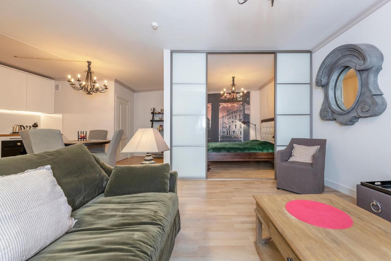 Luxury Gaono Apartments Vilnius Old Town I Self Check In I Free Private Parking ภายนอก รูปภาพ