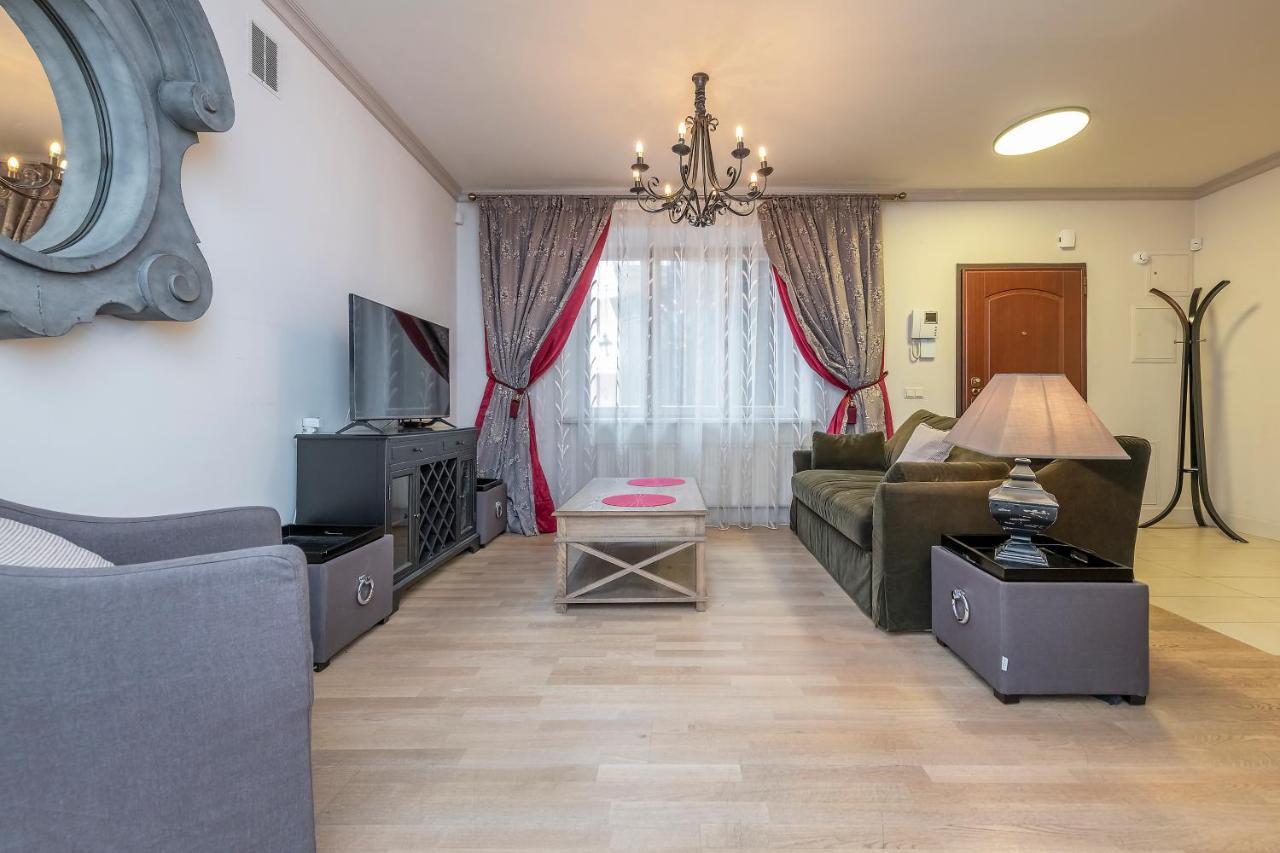 Luxury Gaono Apartments Vilnius Old Town I Self Check In I Free Private Parking ภายนอก รูปภาพ