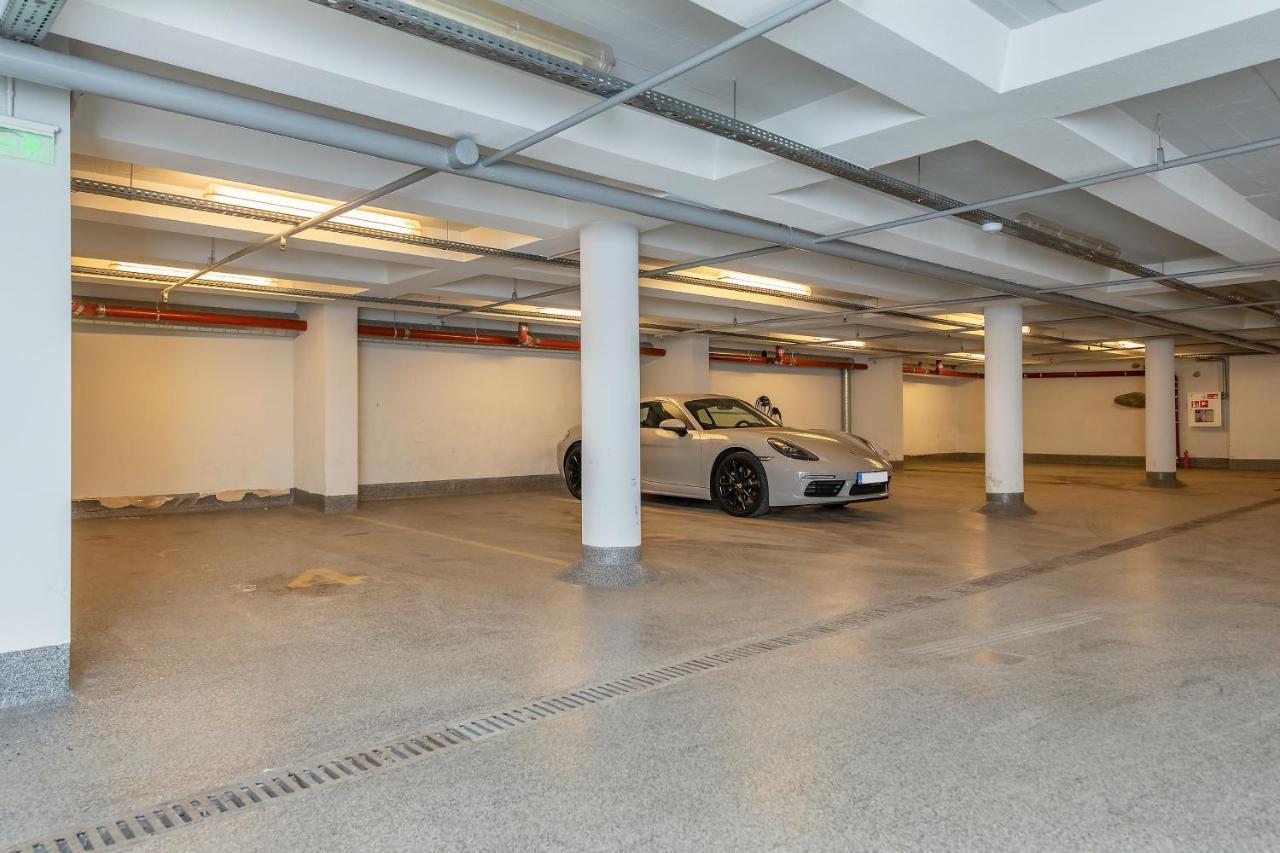 Luxury Gaono Apartments Vilnius Old Town I Self Check In I Free Private Parking ภายนอก รูปภาพ