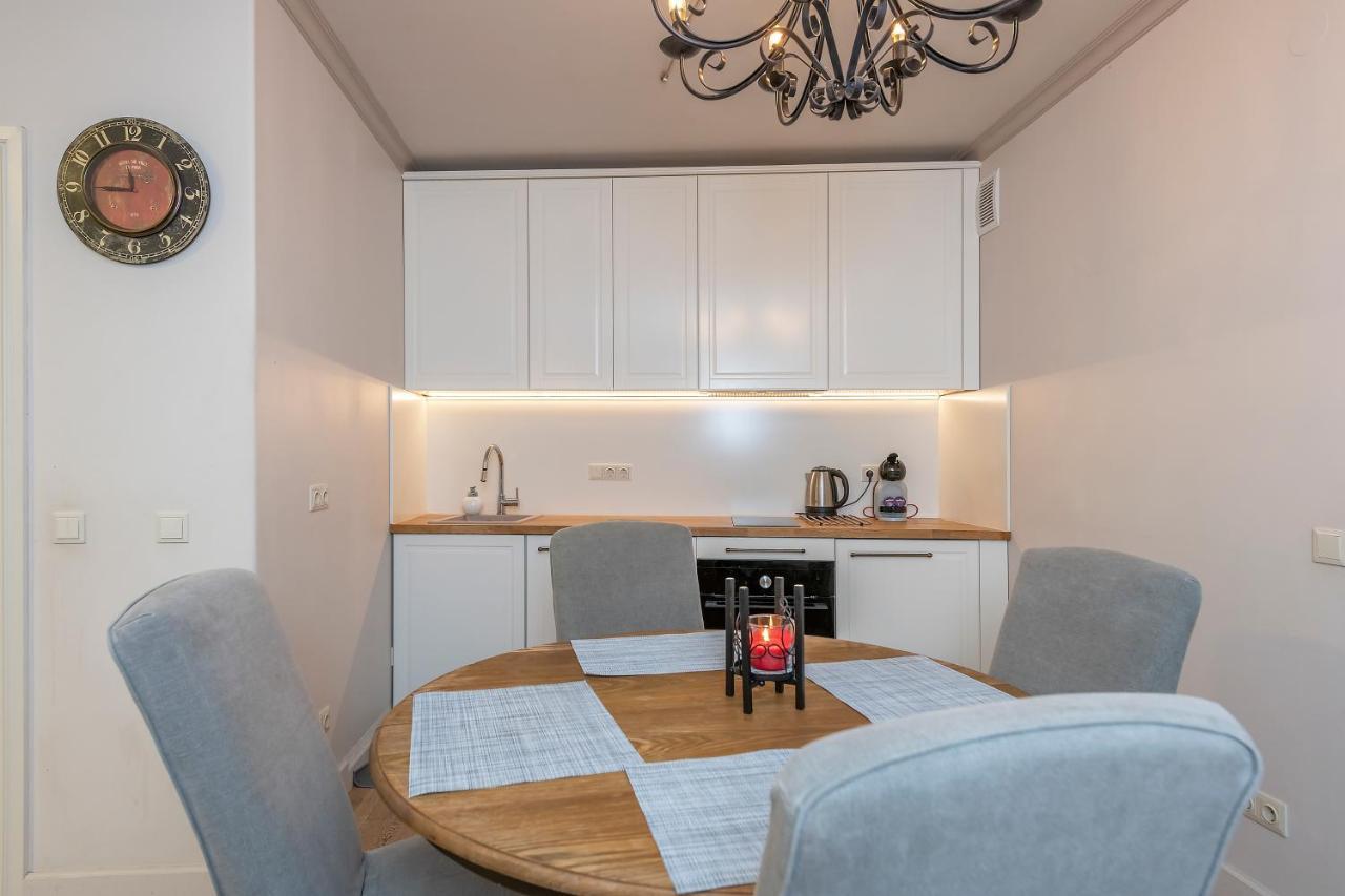 Luxury Gaono Apartments Vilnius Old Town I Self Check In I Free Private Parking ภายนอก รูปภาพ